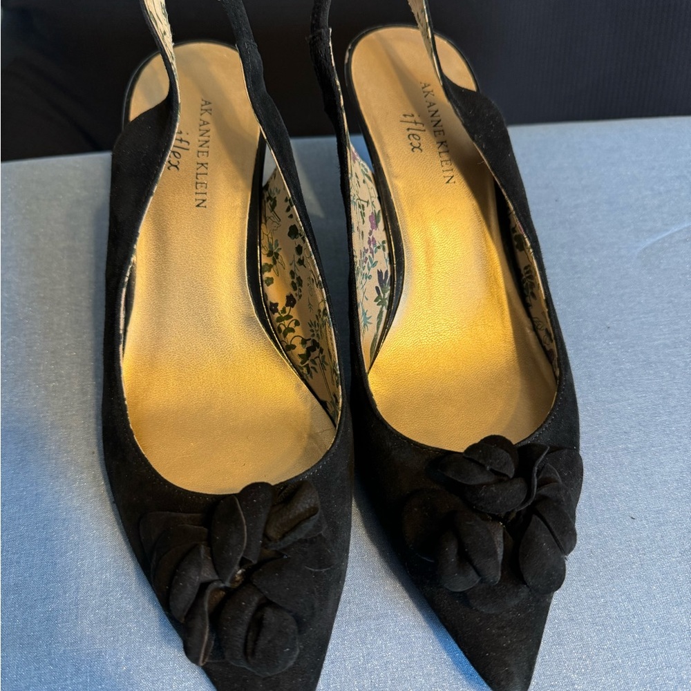 Black suede kitten heels sling back!
